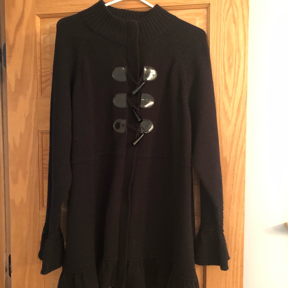 Women’s sweater jacket zip up and buttons